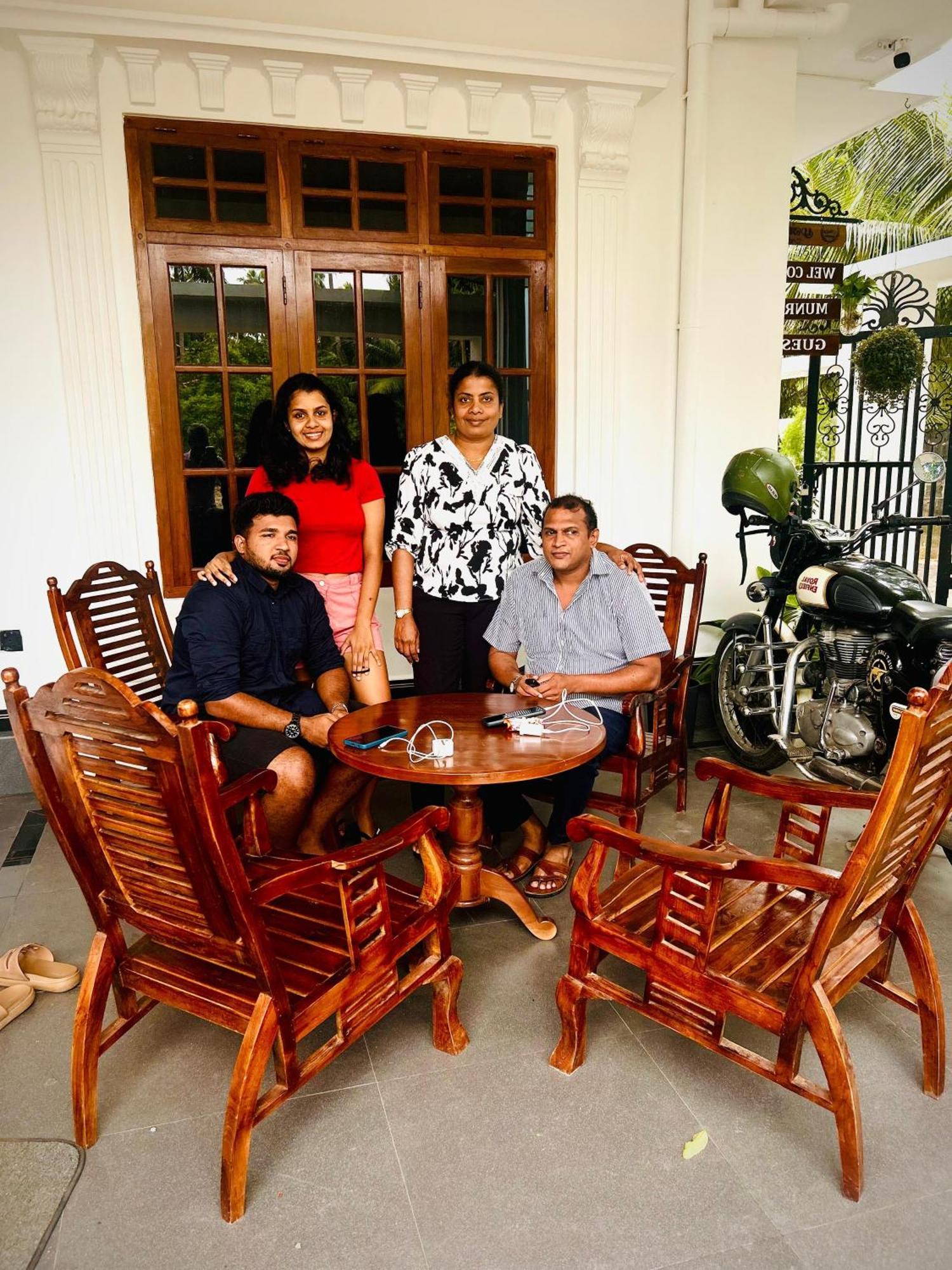 Munril Guest Appartement Jaffna Buitenkant foto